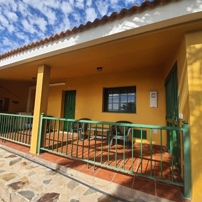 Casas Rurales Amparo Las Hayas - Casa de 1 dormitorio con vistas a las montañas (3 adultos) - 3