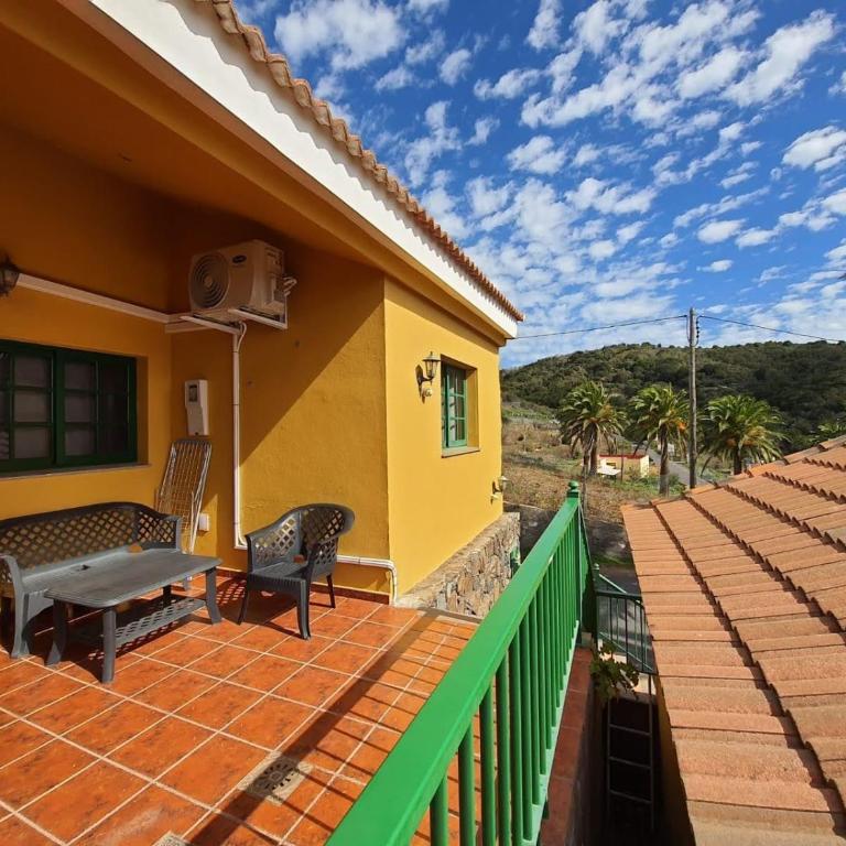 Casas Rurales Amparo Las Hayas - Casa de 1 dormitorio con vistas a las montañas (3 adultos) - 2