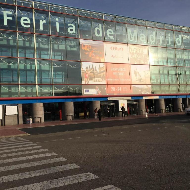 Ever House - IFEMA Canillas - Three-Bedroom Apartment - 66