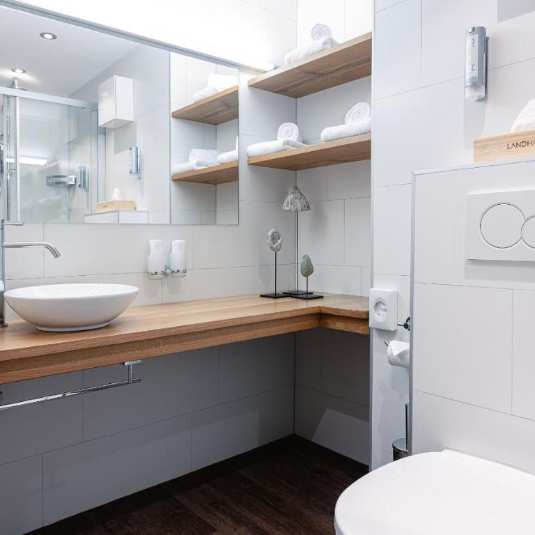 Hotel Landhaus - Suite mit 1 Schlafzimmer und Balkon - 7