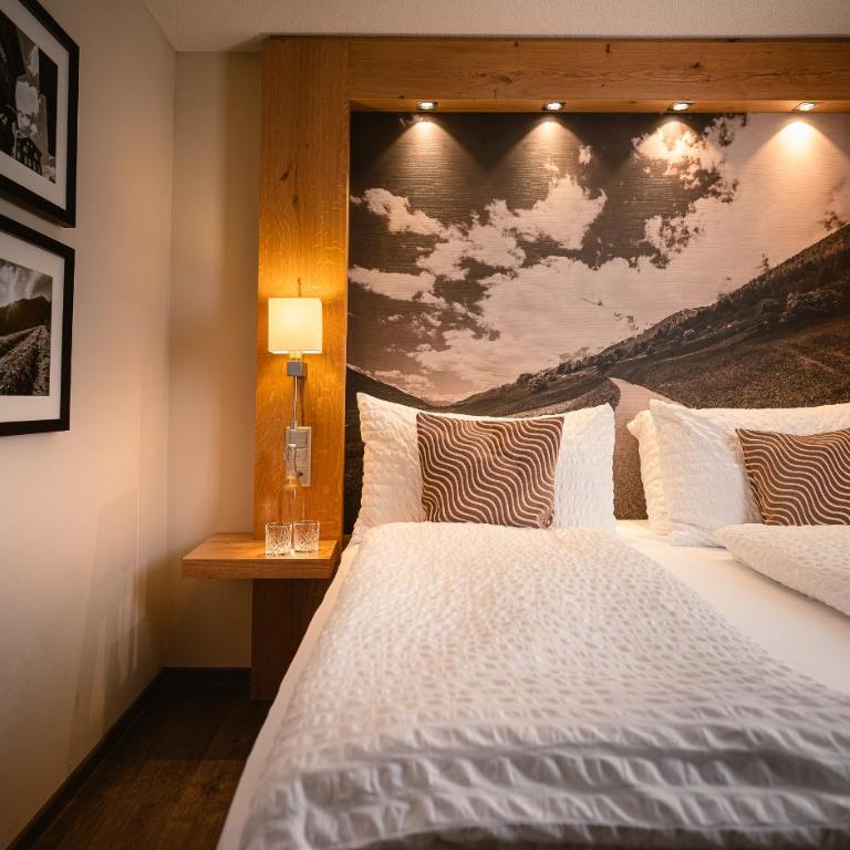 Hotel Landhaus - Suite mit 1 Schlafzimmer und Balkon - 8