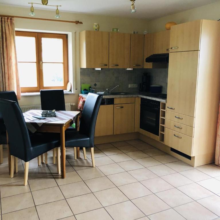 Ferienwohnungen Britta Heim - Apartment mit Badewanne - 17