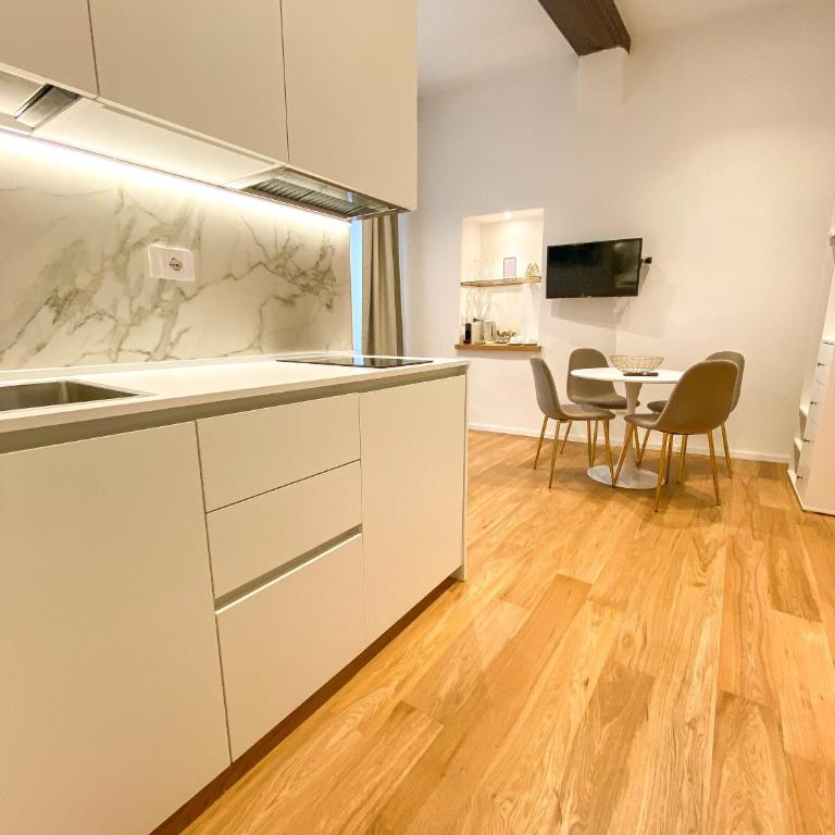 La Ripa Camere Vernazza - Stradivari Apartment - Apartamento de 1 dormitorio - 1