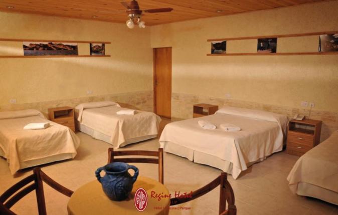 Regine Hotel - Family Room - 1