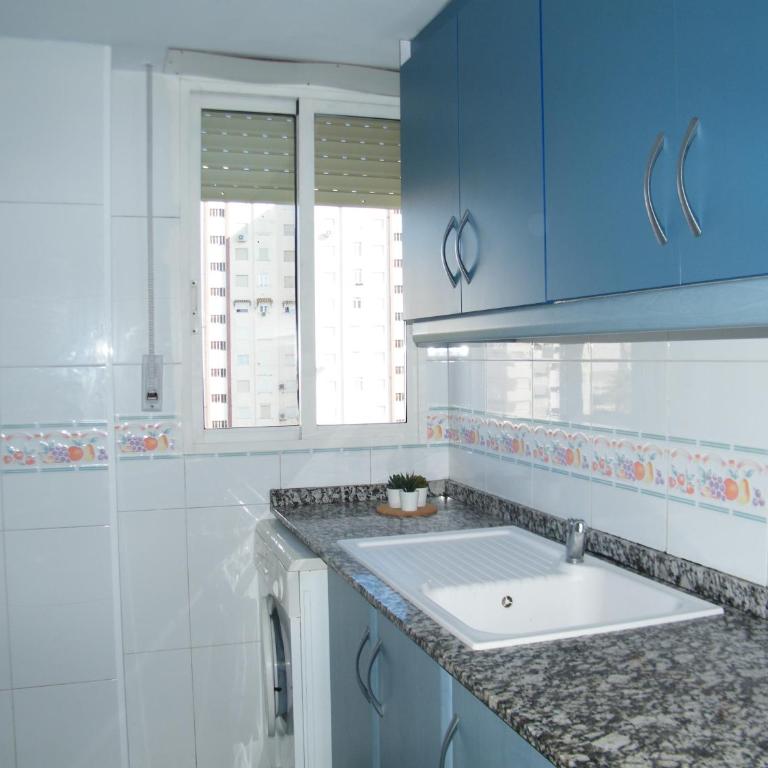 APARTAMENTO PALMERAS II, Mnostrum Playa de Gandía EXCLUSIVO FAMILIAS - Apartamento de 3 dormitorios - 24