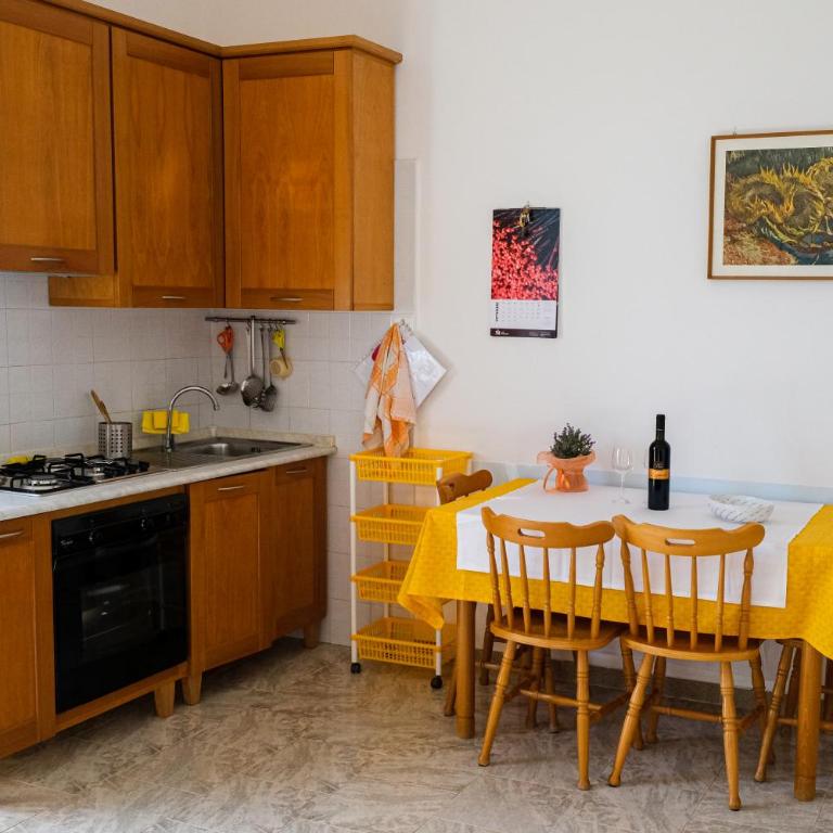 Casa Federico - Appartamento con 2 Camere da Letto - 9