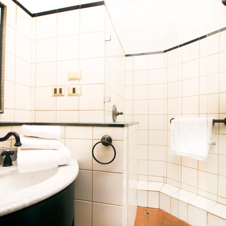 Hotel Boutique Castillo Rojo - Habitación Superior con cama extragrande - 1