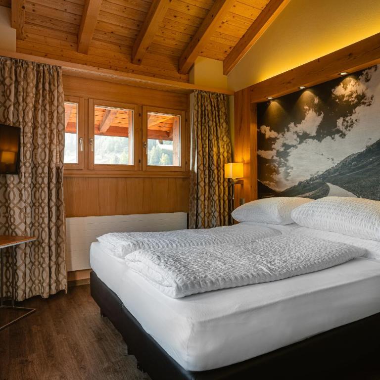 Hotel Landhaus - Alpines Familienzimmer mit Balkon - 4