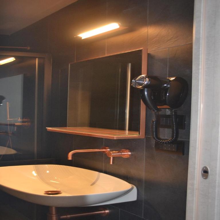 5-Rooms Apartment - Double Room with Terrace - 8