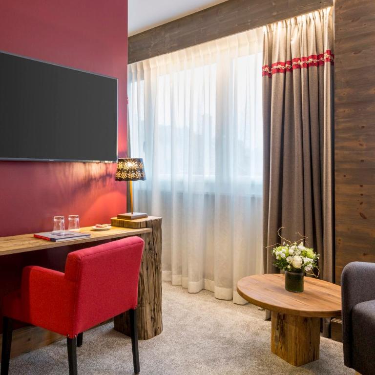 Edelweiss Manotel - Premium Room - 7