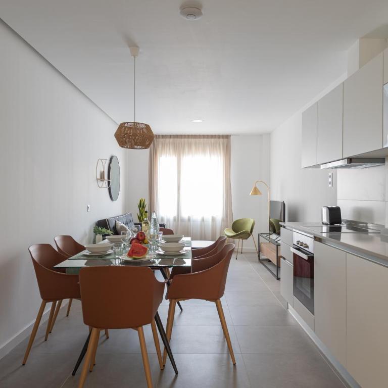 Royal Flats-Viviendas Vacacionales - Apartamento de 3 dormitorios (5 adultos) - 5