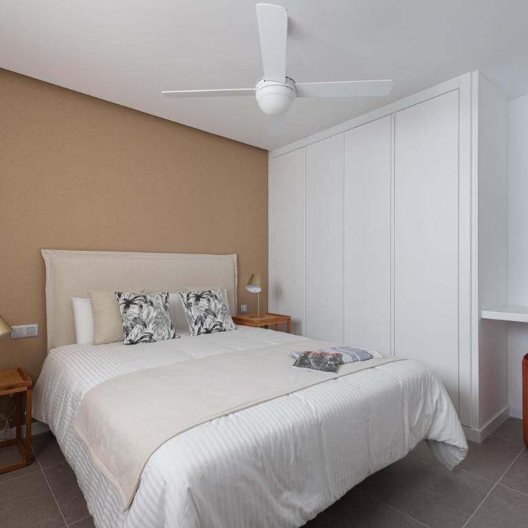 Royal Flats-Viviendas Vacacionales - Apartamento de 3 dormitorios (5 adultos) - 7