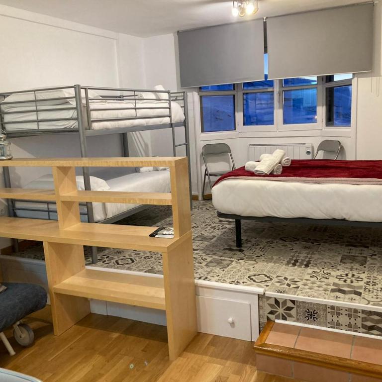 IMEDA Estudios LOS VALLES CON PARKING - Estudio con 1 cama grande - 3