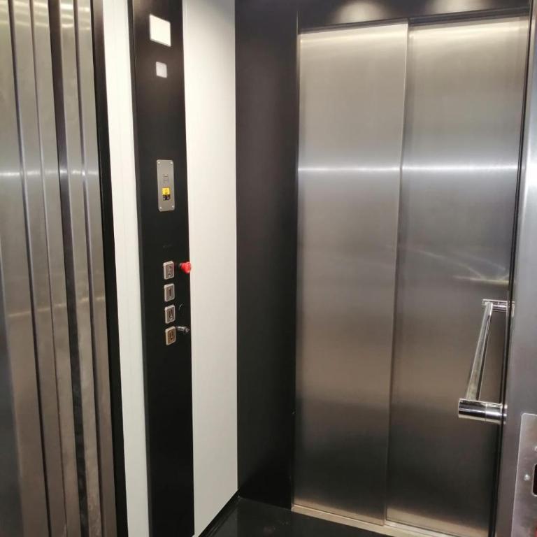 Nuevo Apartamento Moderno Elisa - a 80 metros de la playa para 5 personas - Apartamento de 3 dormitorios - 67