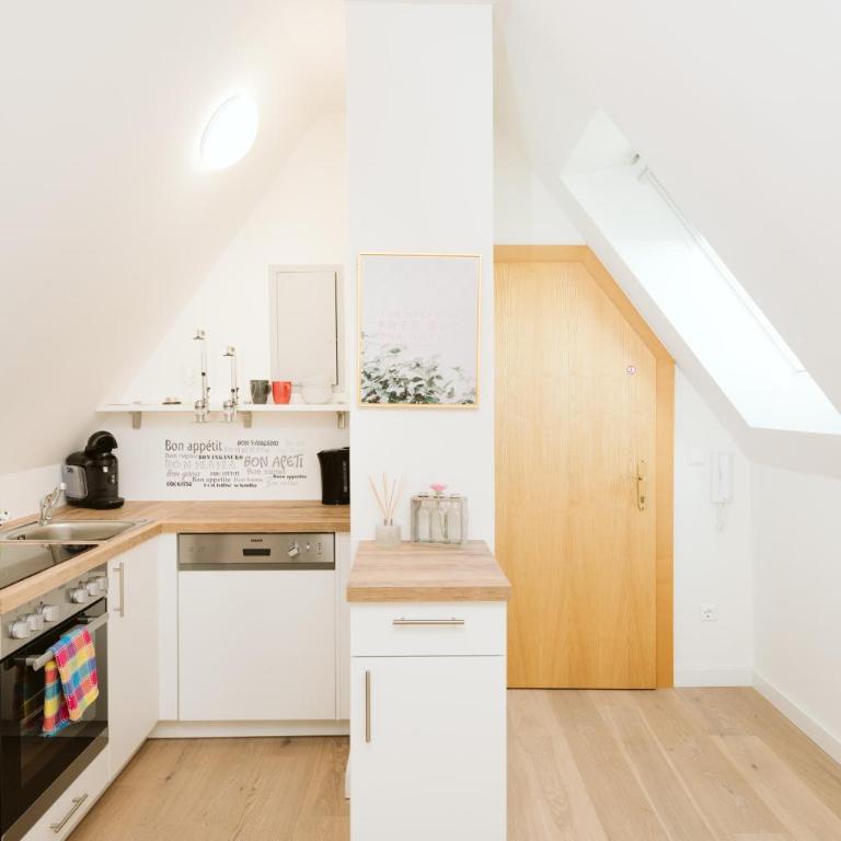Haus Aussicht - Ferienwohnungen Velden - Studio-Apartment - 10