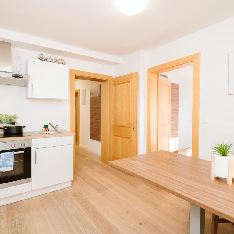 Haus Aussicht - Ferienwohnungen Velden - Apartment mit Seeblick - 8
