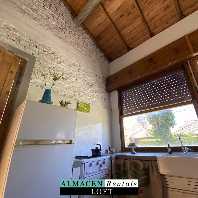 El Almacen Rentals - One-Bedroom House - 1
