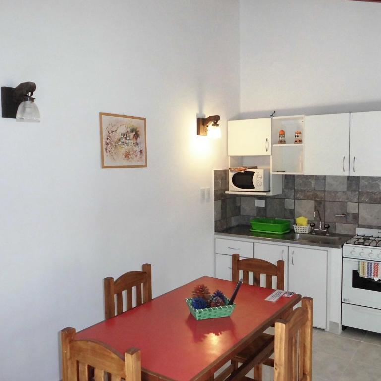 4 SOLES - One-Bedroom House - 2