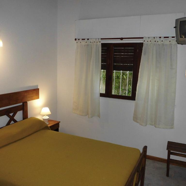 4 SOLES - One-Bedroom House - 12