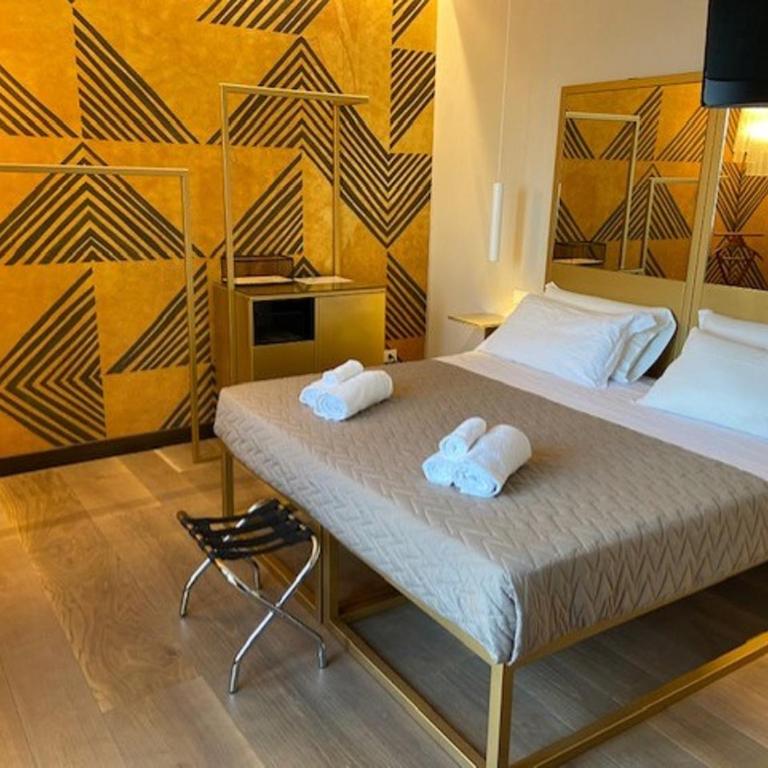 5-Rooms Apartment - King Room with Balcony - 6