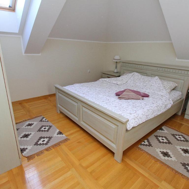 Apartman Vule Lux - Three-Bedroom Apartment - 7