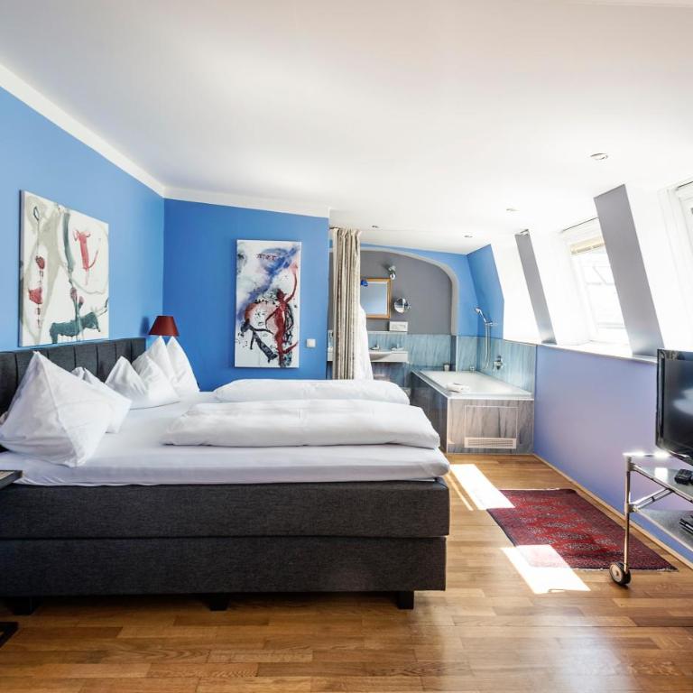 Cortisen am See - Adults only - Junior Suite mit Seeblick und Balkon - 3