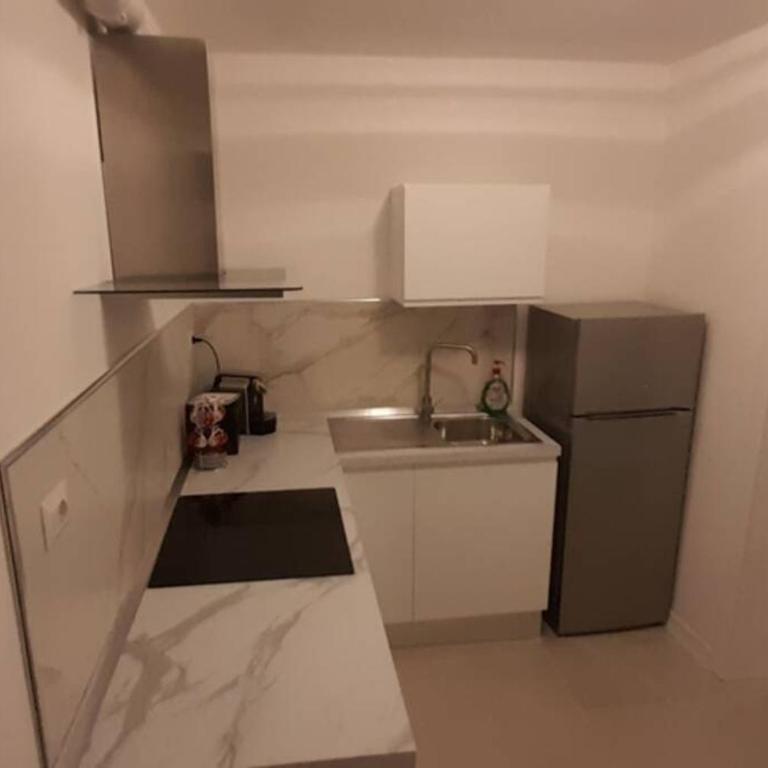 Casa Vacanze Laura1 - Appartamento con 1 Camera da Letto - 9
