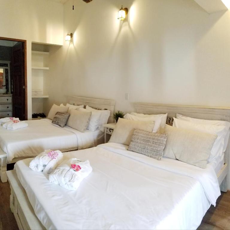 Casa Ensueño Hogar Boutique - Quadruple Room with Balcony - 3