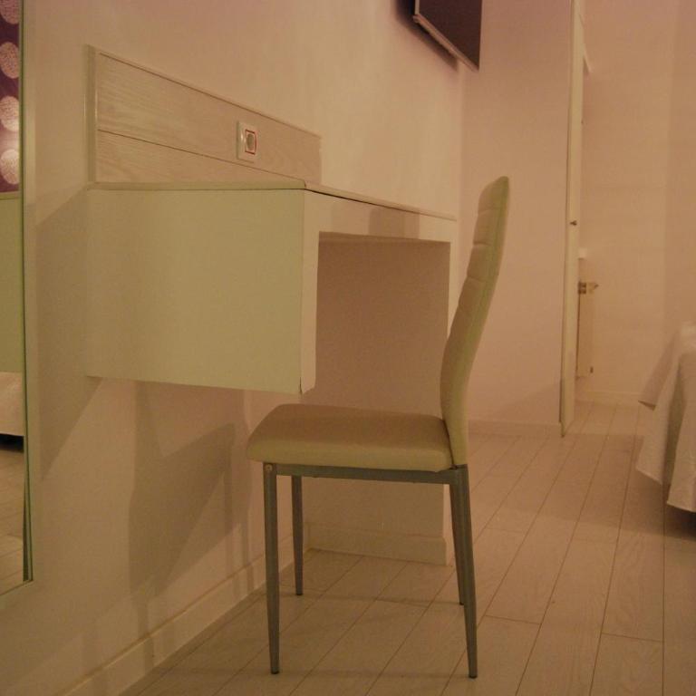 Hostal PETITE MAMAN - Standard Double Room - 15