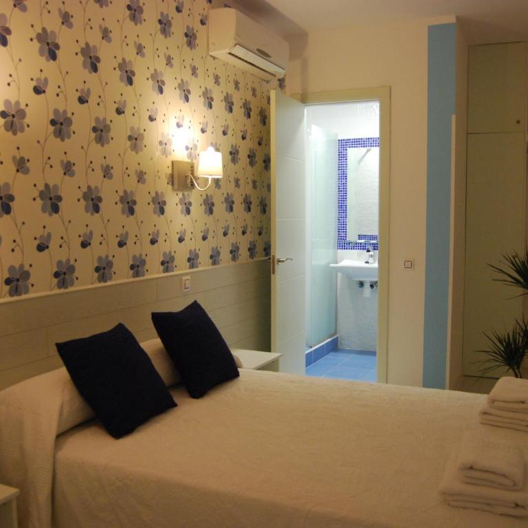 Hostal PETITE MAMAN - Standard Double Room - 5