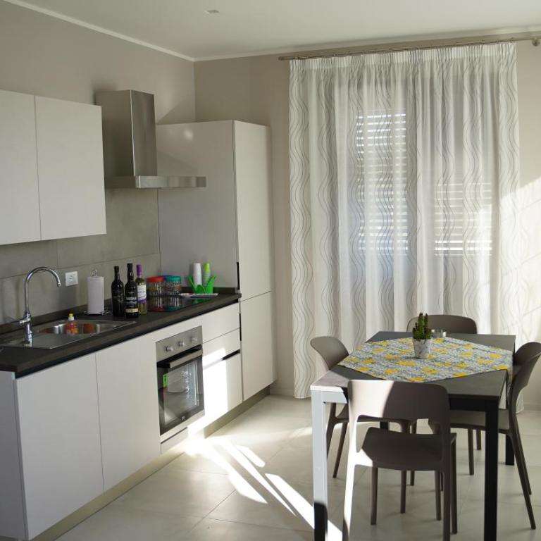 VILLA SOFIA - Appartamento con 1 Camera da Letto - 10