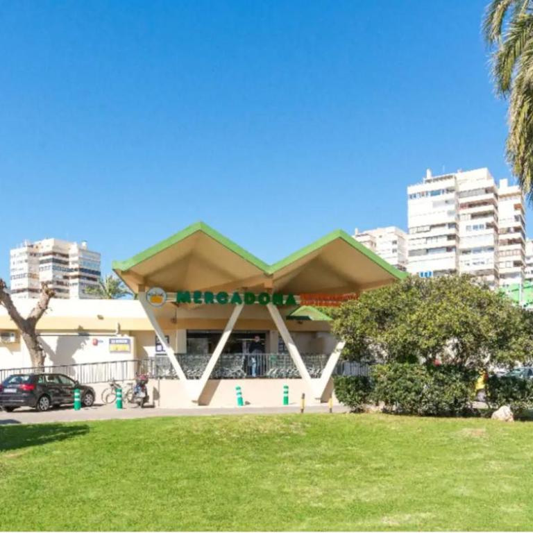Torremolinos Playamar Primera Linea de Playa Urb. La Farola - One-Bedroom Apartment - 17