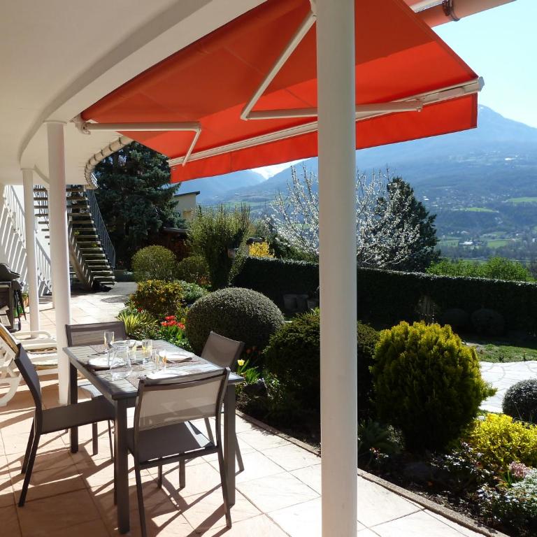 Vue sur les montagnes - Appartement - Rez-de-Chaussée - 2