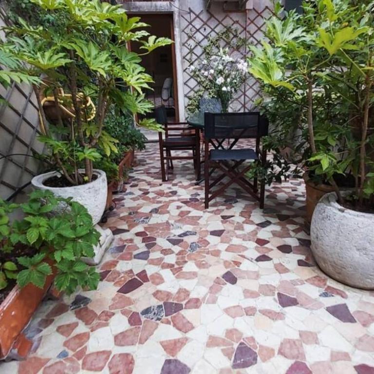 A PRIVATE TERRACE IN THE HEART OF VENICE - Two-Bedroom Apartment - 26