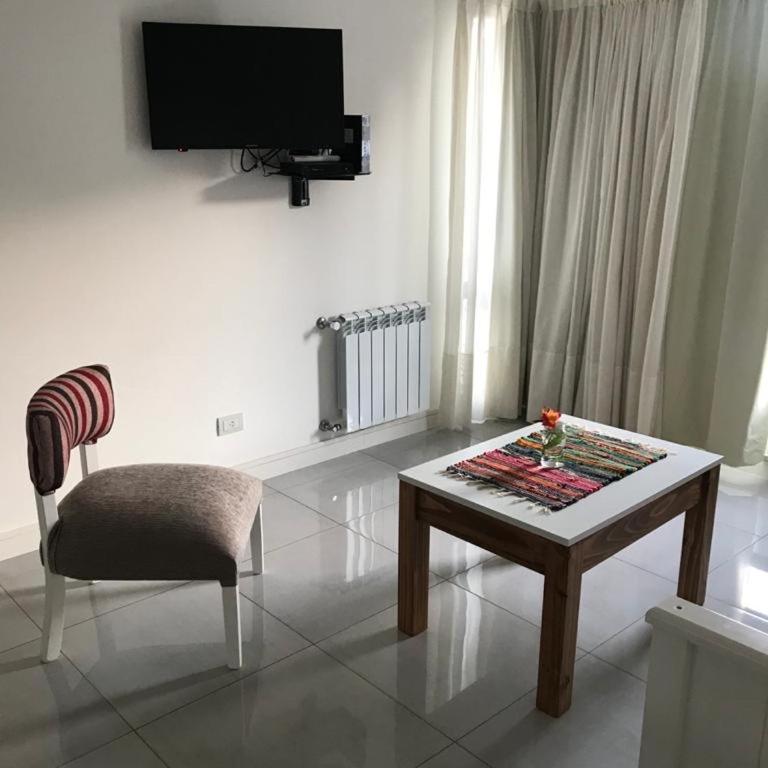 Dpto 4 personas a estrenar con cochera incluida en precio - Apartamento de 1 dormitorio - 9