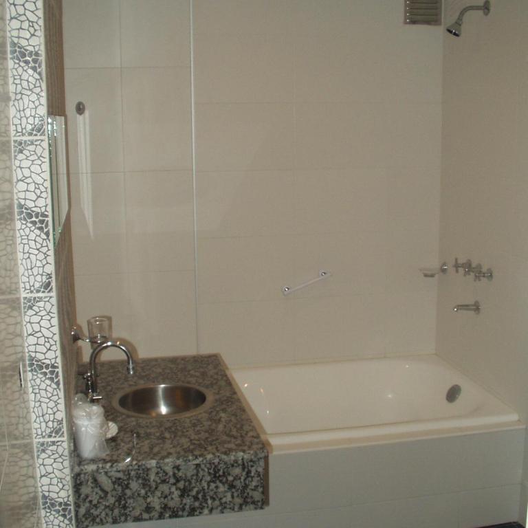Hotel Brisolei - Habitación Triple Estándar - 5
