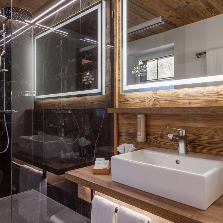 Silvana Mountain Hotel - Doppelzimmer mit Balkon zur Ostseite - 4