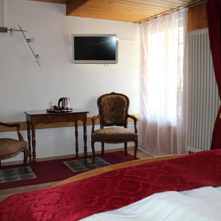 Historic Hotel Steinbock - Doppelzimmer mit Fluss- und Bergblick - 2