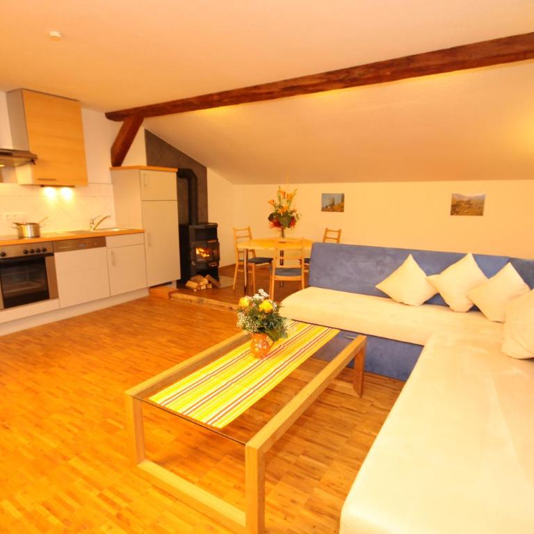 Ferienwohnungen Hennenmühle - Apartment mit 1 Schlafzimmer - 1