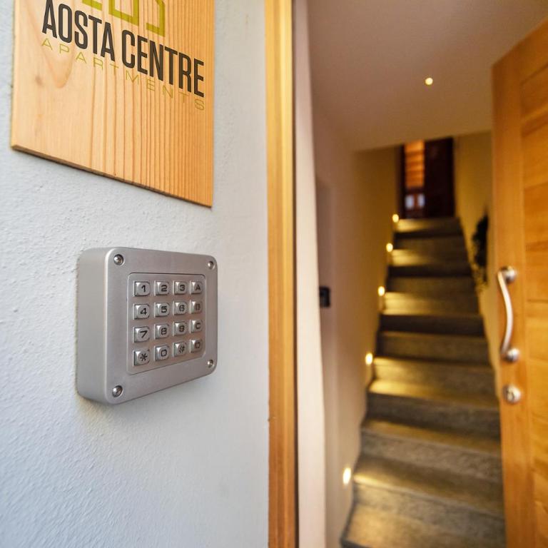 Aosta Centre Apartments - Martinet 17 - Appartamento - Piano Terra - 2