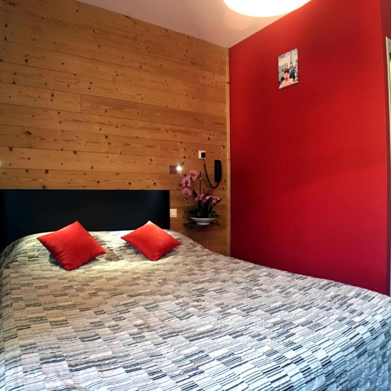Hôtel Lacour - Chambre Double Supérieure - Vue sur Montagne - 4