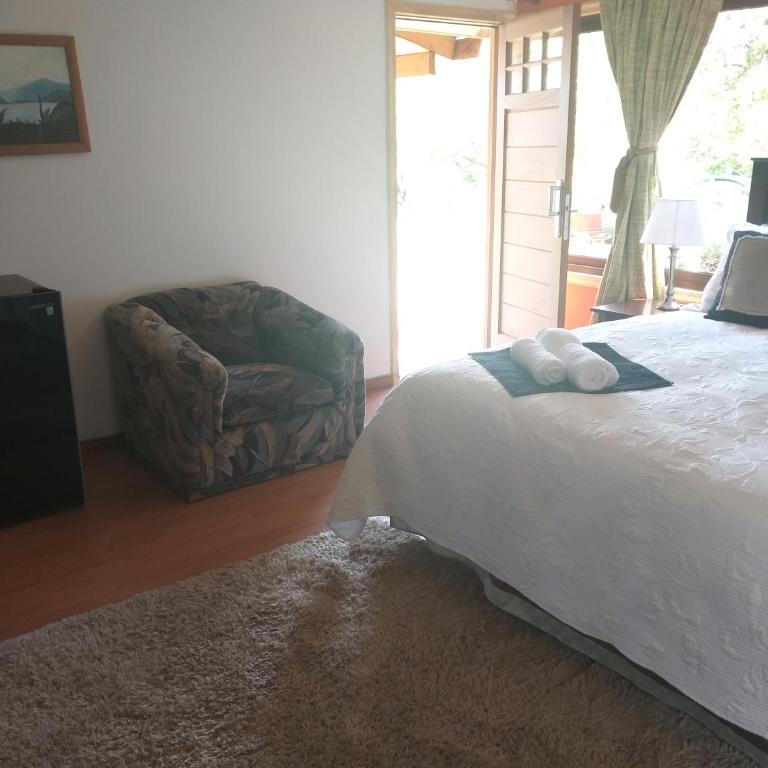 Hospedaje el juncal - Suite con bañera de hidromasaje y cama grande - 4