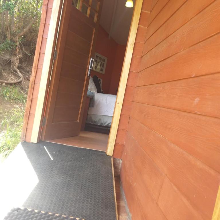 Hospedaje el juncal - Suite con bañera de hidromasaje y cama grande - 8