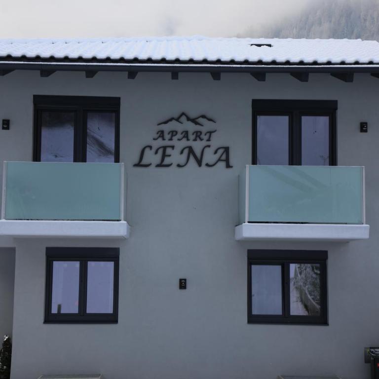 Apart-Lena - Apartment mit 3 Schlafzimmern - 1