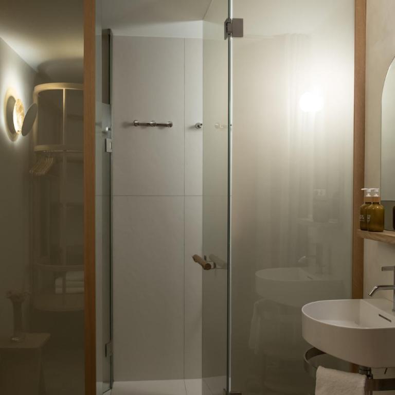 Carina - Design&Lifestyle hotel - Einzelzimmer mit Dusche - 1