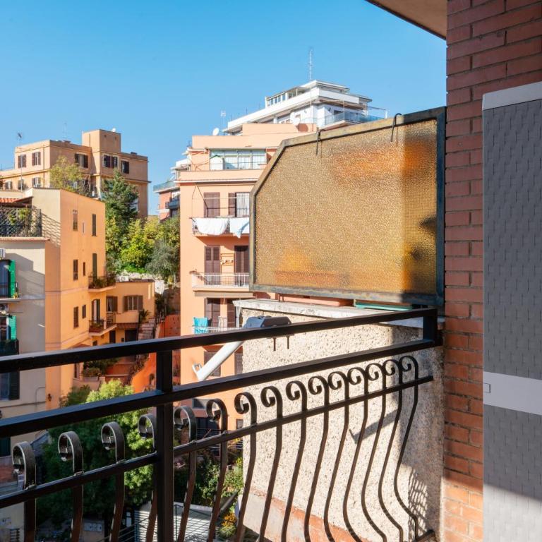 Walking distance from San Pietro - Monolocale con Terrazza - 4