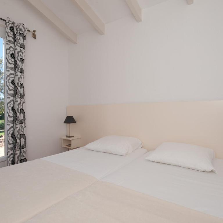 Résidence Marina Di Santa Giulia - Appartement Classique - 2 Chambres - 1