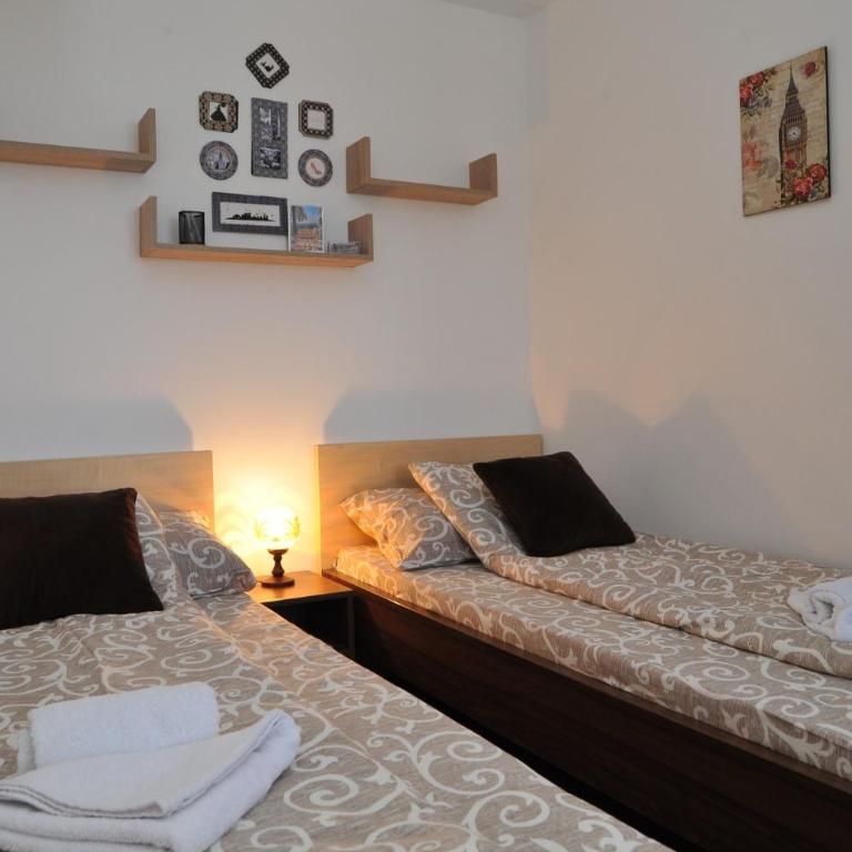 Apartmani Pavlović - Apartman sa Pogledom na Planinu - 2