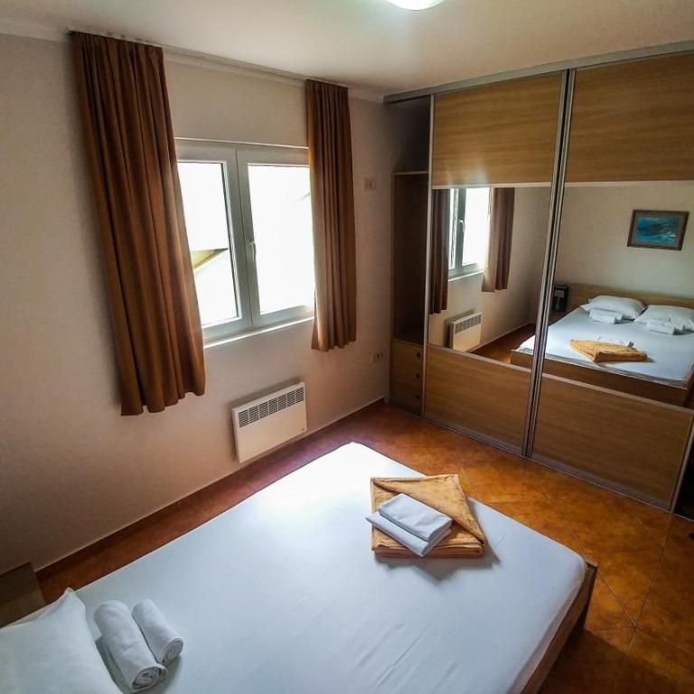 Villa Franeta Apartments - Two-Bedroom Apartment - 22