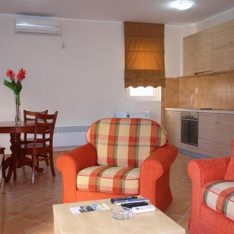 Villa Franeta Apartments - One-Bedroom Apartment - 2